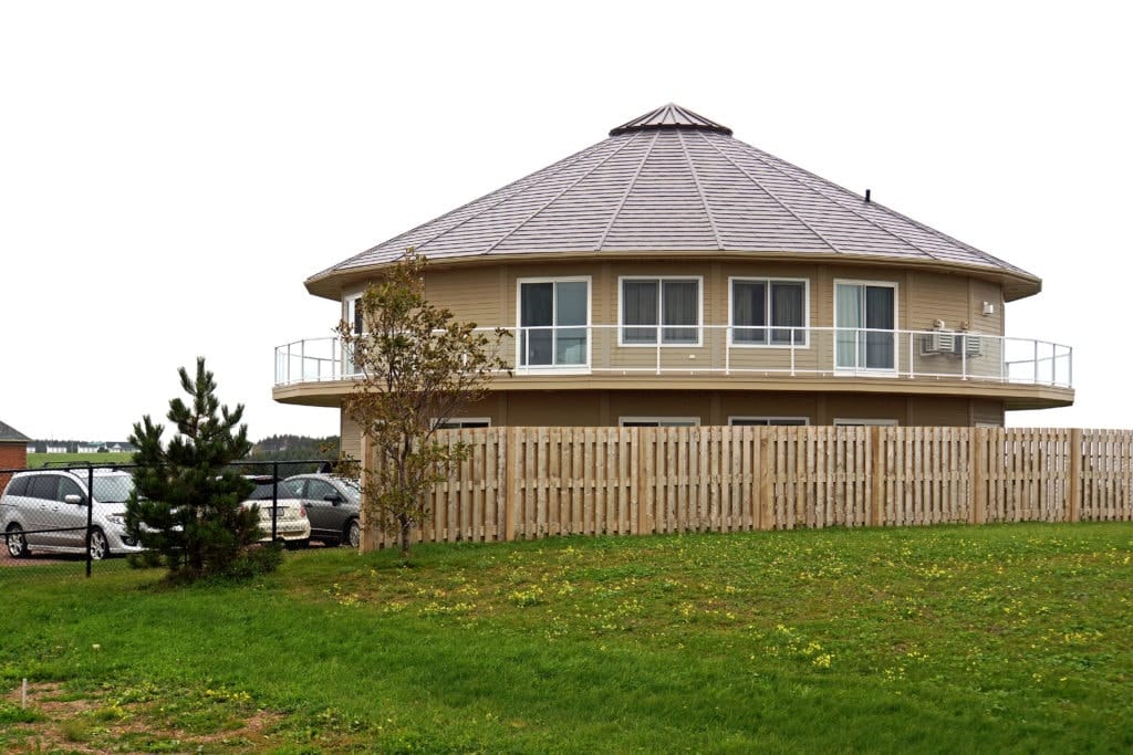 Around the Sea Rotating House